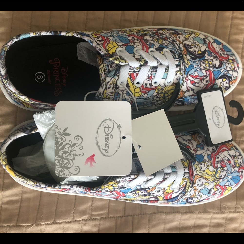 Disney Princess sneakers Woman’s SiZe 8 NWT